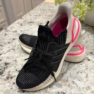 Adidas Women's Black and Pink Sneakers